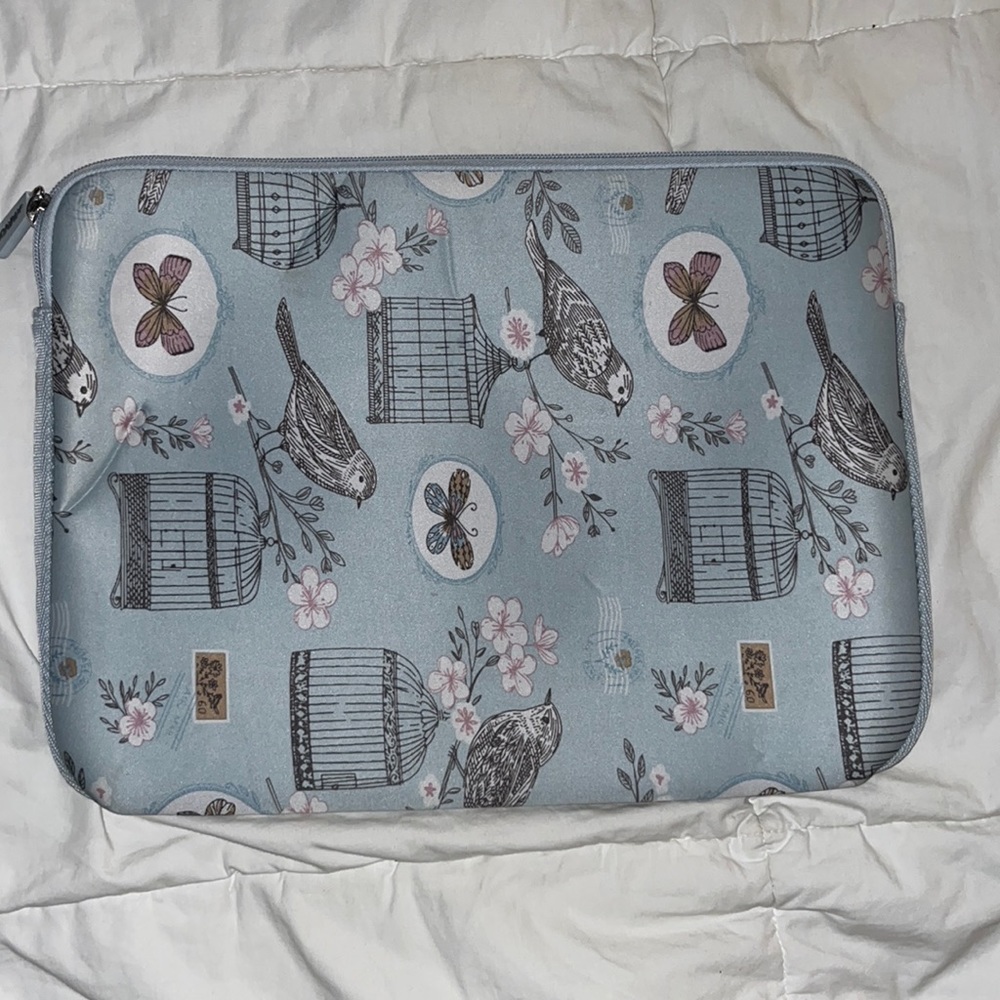 Laptop carrier